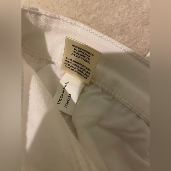 Sneak Peek white distressed jeans size 11 NWT - Picture 9 of 9